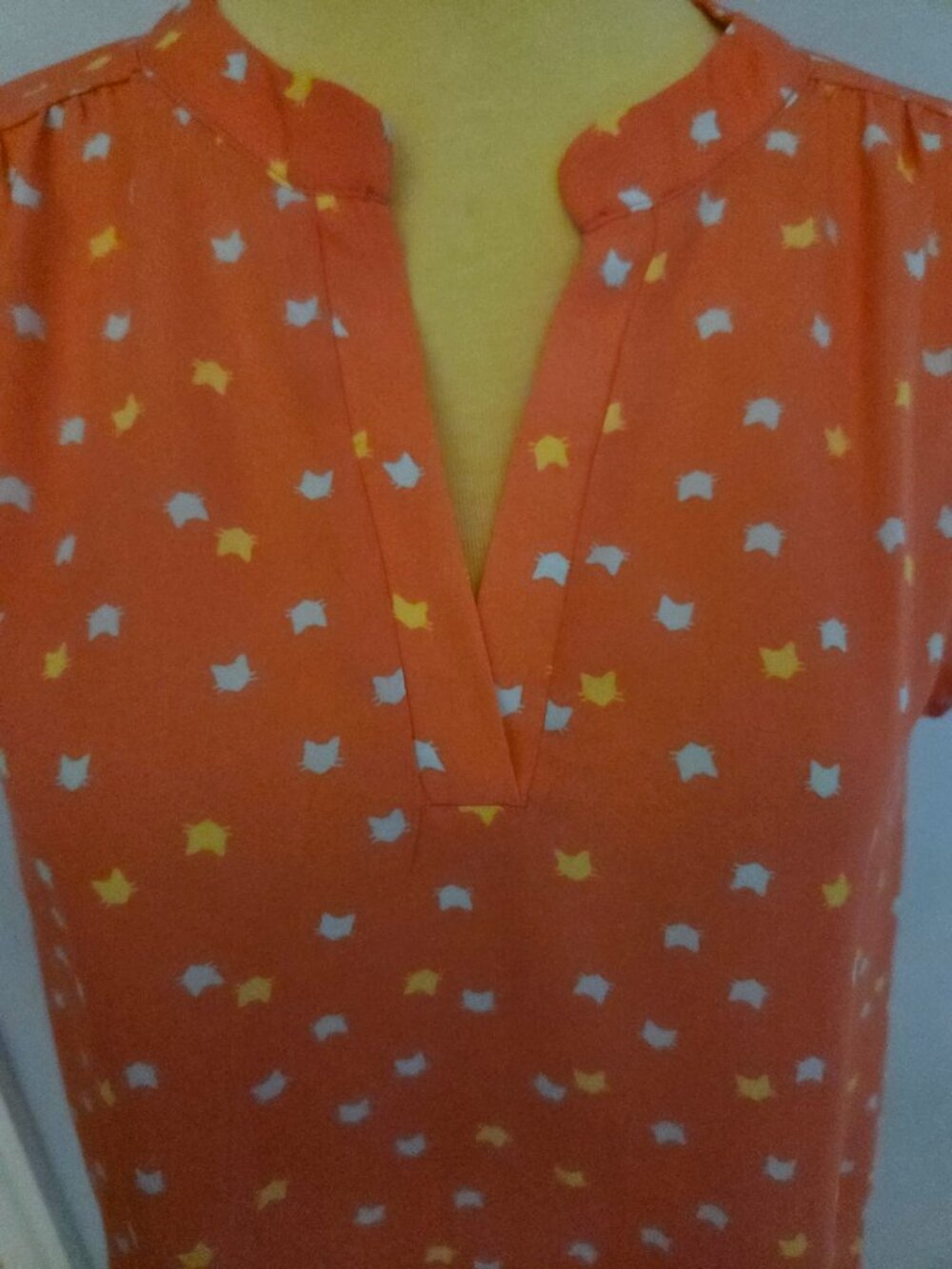 Lipslide Cat Pattern Blouse - Picture 3 of 5